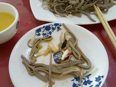 -溢心园香河肉饼总店