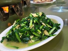-秦臻海鲜农家乐(奉贤店)