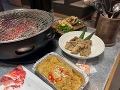 -草家酱蟹炭火烤肉店(珲春南路二店)