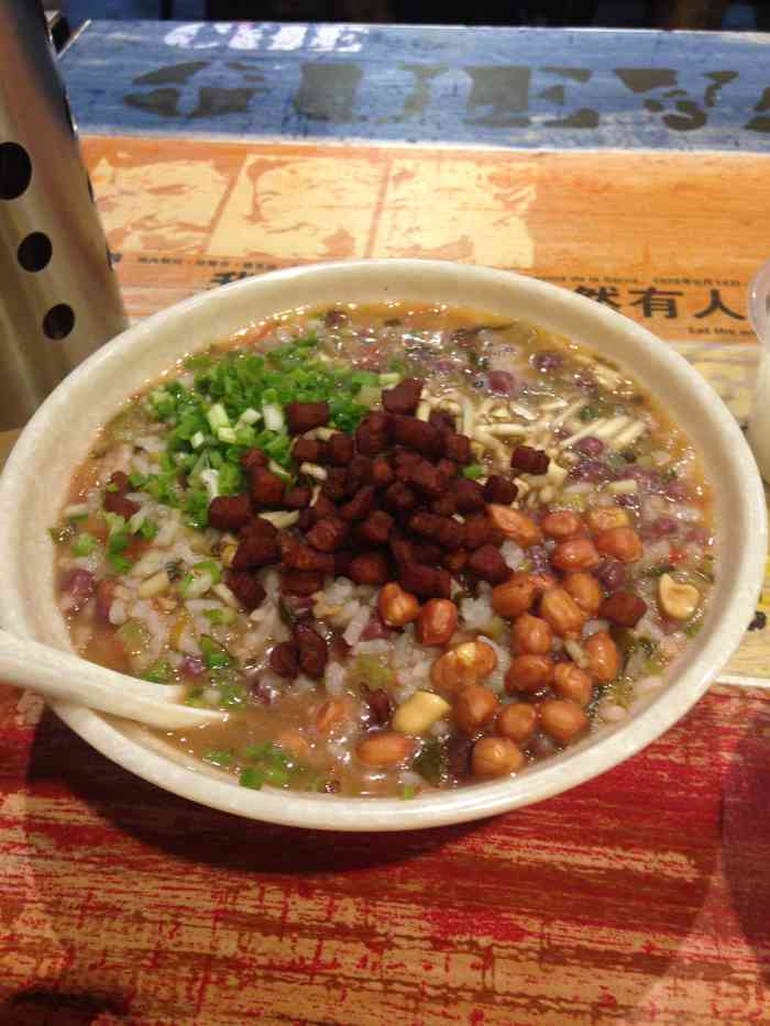 田记老素粉酸汤饭-"今天到金阳办事,中午饭时间,想起以前附近.