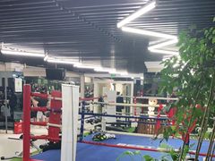 -贝菲特游泳健身(徐泾店)