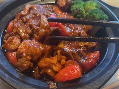 -八府香鸭·啫啫煲(华山路店)