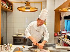 -赶海部落海鲜城(海阳路店)