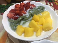 士多啤梨芒果绿茶拉面-甜心妈妈·榴莲星级糖水(北京路总店)