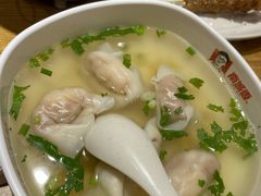 虾仁大馄饨-南城香·饭香串香馄饨香(青年路店)