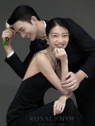 点击看大图 -挪娅婚纱摄影皇家会所