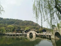 -灵岩山风景区