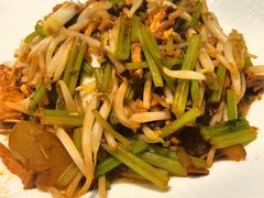 -闫府私房菜·老字号(恒隆店)