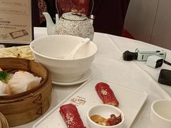 -万山楼海鲜酒家·二十三年老字号
