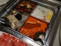 -海底捞火锅(金山百联店)