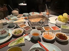 -左庭右院鲜牛肉火锅黑金店(陆家嘴中心店)