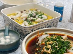 金汤酸菜鱼-聚丰园•湖鲜餐厅(阿红私房菜梅石路店)