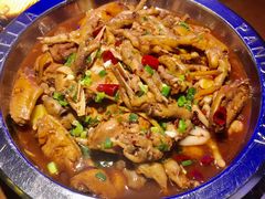 鸡翅煲-胖哥俩肉蟹煲(河北勒泰购物中心店)