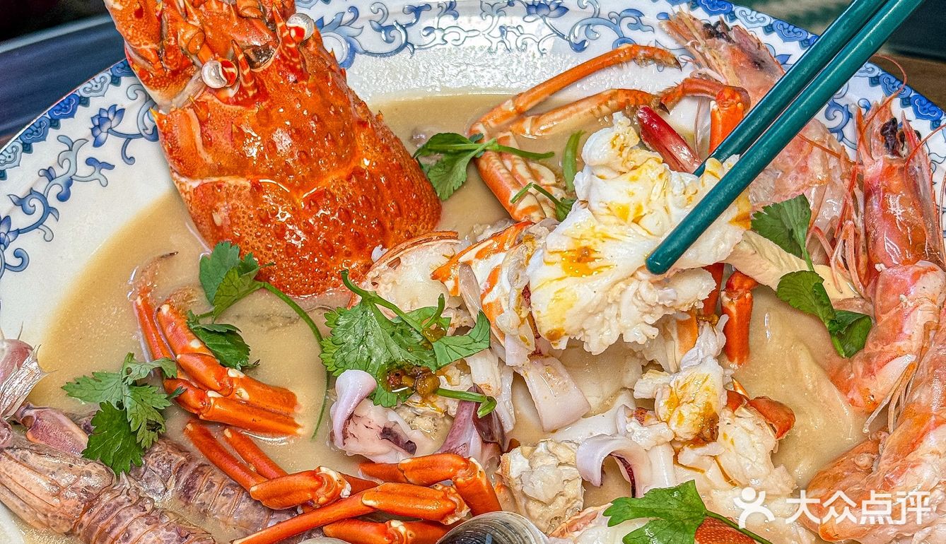 在杭州‼️打卡奥运冠军同款海鲜面，hoho吃🥰