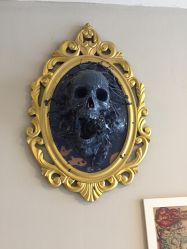 -Black Tattoo Studio