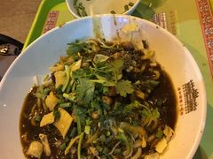 -海口骑楼小吃街