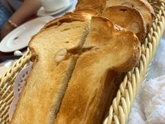 夏威夷果仁面包-弘雅饭店