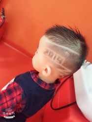 -Mini Me儿童美发王国(友好时尚购物城店)