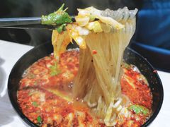-牵人麻辣粉(粉巷店)