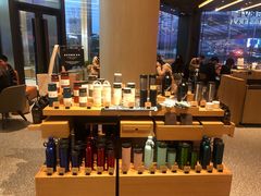 -星巴克臻选(上海合生汇1F店)