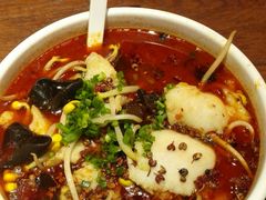-渝是乎酸菜鱼(龙旗购物中心店)