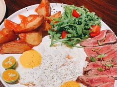-Brut Eatery Wine Bar & Restaurant (建国东路店)