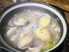 鲍鱼花螺鸡煲-吉品莞家·鲍鱼鸡煲(东莞店)
