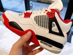 -Air Jordan(世贸天阶店)