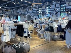 -Brandy Melville