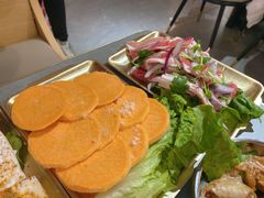 -围炉肉舍•炭烤活鳗•丹东海鲜烤肉(步行街店)