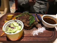 -绿茵阁(体育西分店)