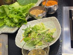 -臻牛烤肉