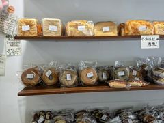 -雀食面包店(钟楼店)