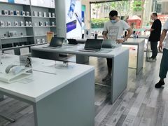 -荣耀授权专卖店(黄浦浙江中路店)