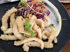 -12 Rocks Beach Bar Cafe