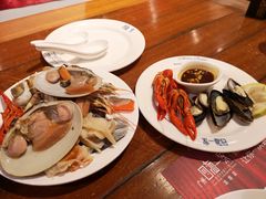 -四海一家自助餐(益田假日广场店)