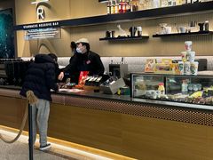 -星巴克臻选(上海合生汇1F店)