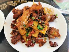 摩梭饵块鸡-泸沽肴(泸沽湖大洛水村农村信用社旁店)