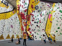 -问山MountQuest攀岩馆