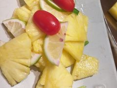 青柠檬拌鲜菠萝-云海肴云南菜·蒸汽石锅鱼(北京良乡华冠店)