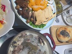 -黑鸡小馆(金源店)