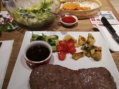 -必胜客(新中纬店)