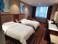 -怡华威斯达酒店(重庆医科大学附属儿童医院店)