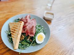 烤牛肉芝麻菜沙拉-ZEMOCAFE·FUSION FOOD(西交利物浦店)