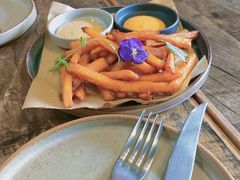 -HIGH FIVE哈福手工汉堡(桂林路店)