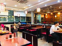 大堂-小杨生煎(龙阳广场店)