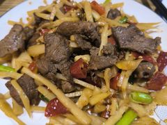 -牛八宝桂林米粉(八里庄店)