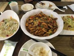 -朋友圈概念餐厅(象山万达广场店)