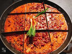 红汤锅底-红板凳火锅·20年老字号