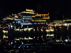 -天下凤凰大酒店